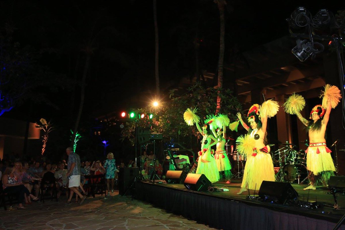 neurocritical's tweet photo. Take a look back on Friday's #NCS2017 Annual Meeting fun: https://t.co/yzCFQNlFg4 https://t.co/V0ywPo0YoW