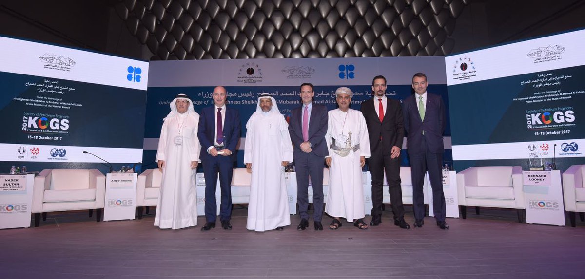OmanOil's tweet image. المهندس/ عصام الزدجالي - الرئيس التنفيذي لـ @OmanOil ضمن القيادات النفطية المجتمعة في معرض ومؤتمر الكويت الثالث للنفط والغاز ٢٠١٧
#KOGS2017