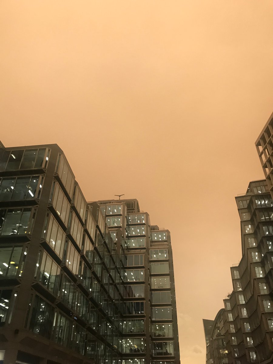 theburnxngwolf's tweet image. Mad Max Fury Road 2: London edition (2017)