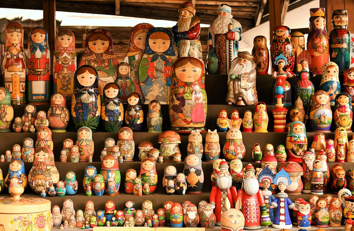 MangoTraveler's tweet photo. #MatryoshkaDoll #Moscow #Russia
#MangoTraveler #ThrillThrush #KremlinIzmailovo #Moscow #Russia #FailryTale #RussianFamilySymbol https://t.co/VNWHCsVogD