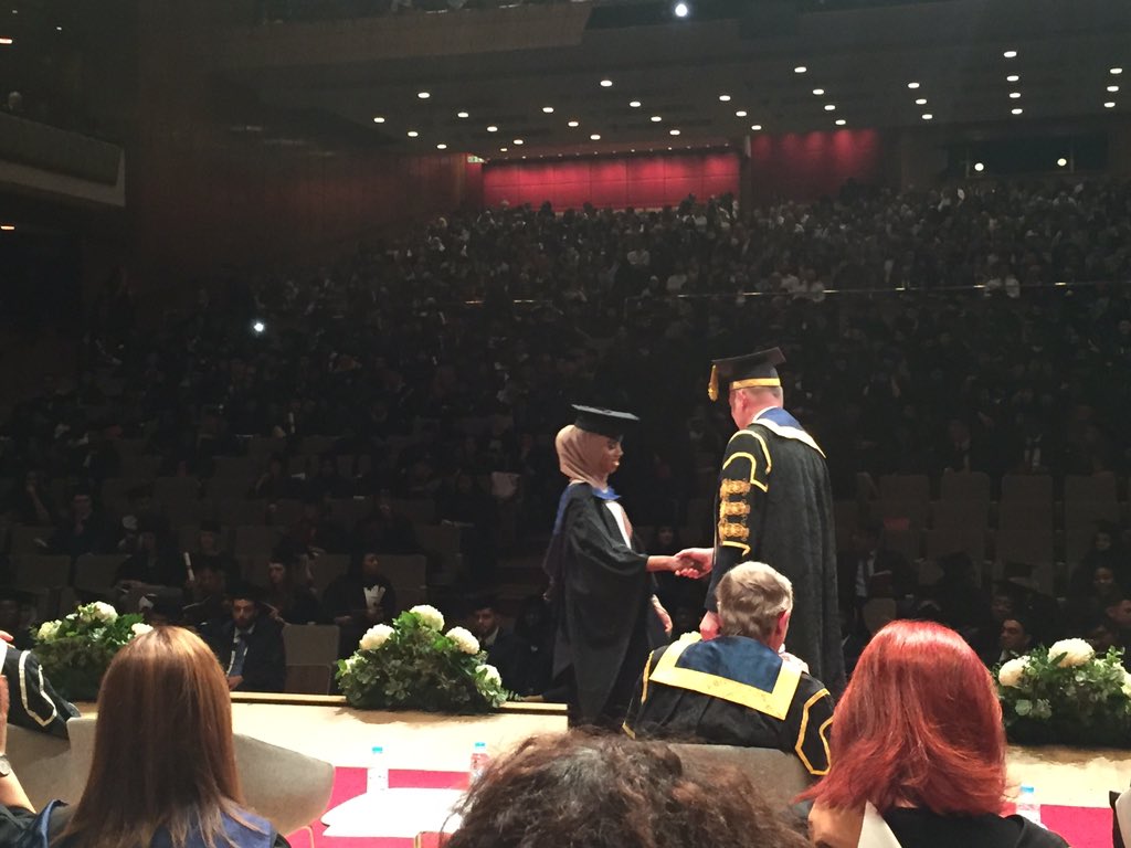 lsbu_law's tweet photo. #LSBUgrads View from the back - Law graduates - Congratulations π https://t.co/AGgbApGXLL