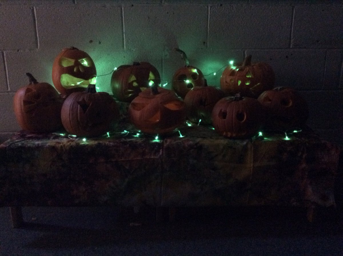 PFPSMissH's tweet photo. @PFPSMrsWhit @PFPSHead Fun was had by all at the farm. Ask your child which spooky pumpkin is theirs. 🎃 https://t.co/nm4xkpMVJX