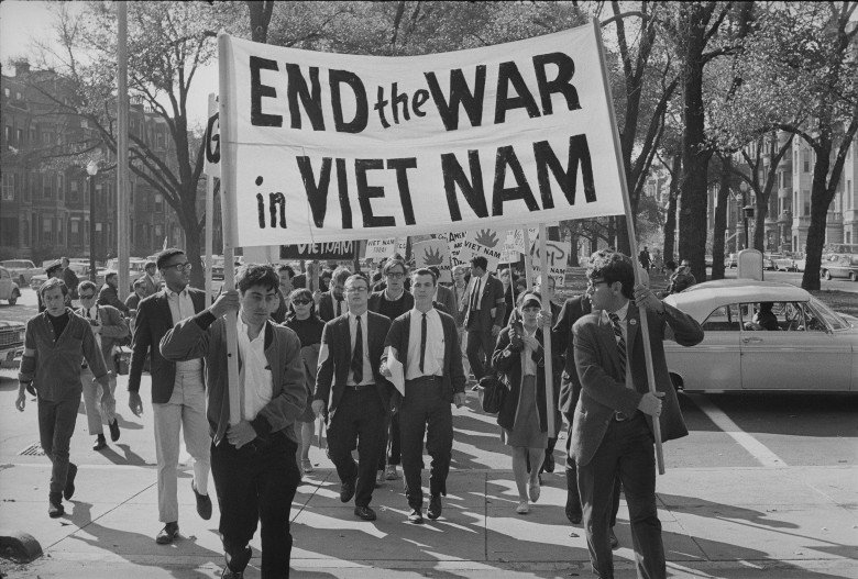 IndieWire's tweet photo. 2017 IDA Documentary Awards Nominees Announced, Including #Icarus, #TheKeepers, and #TheVietnamWar https://t.co/93Sx5wAxVB @IDAorg https://t.co/4r3TT4PWxk