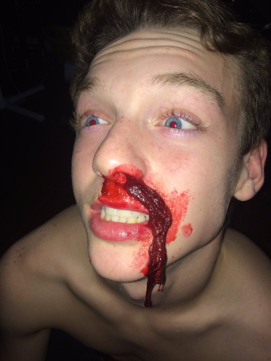 NightNinjaPro_'s tweet photo. A look at some special effects from this weeks shoot - "The Forgotten" premiers on October 26th at The Nickel Film Festival #nickelhorror https://t.co/KbW2oo9XaY