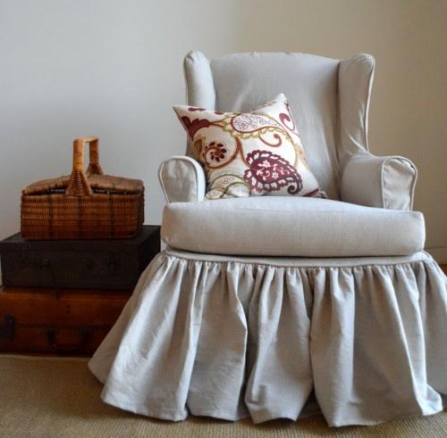 Alchemy_Deana's tweet photo. The perfect amount of #ruffles to make this look! #AlchemyFineLiving https://t.co/h2FJyT5HJ3