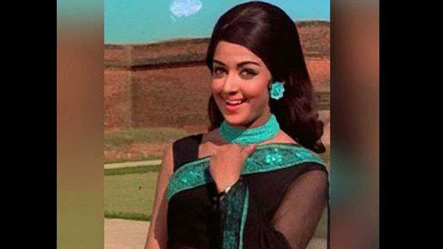 Happy birthday Hema Malini: 5 movies that capture magic of Bollywood s Dream Girl 