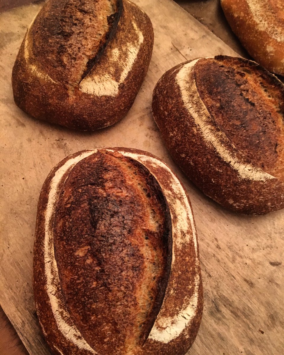 GrainAndHearth's tweet photo. Apparently it's #worldbreadday. For bakers that means just another day. Anyway. Here's some bread I baked today. #WorldBreadDay2017 https://t.co/seoxkQVUz2
