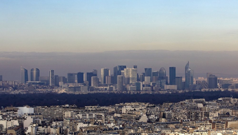 HacesMas's tweet photo. París dirá el adiós definitivo a los coches gasolina y diésel en 2030. ¿A favor o en contra? https://t.co/KFrxWCSbXT https://t.co/qGRIPMaNdN