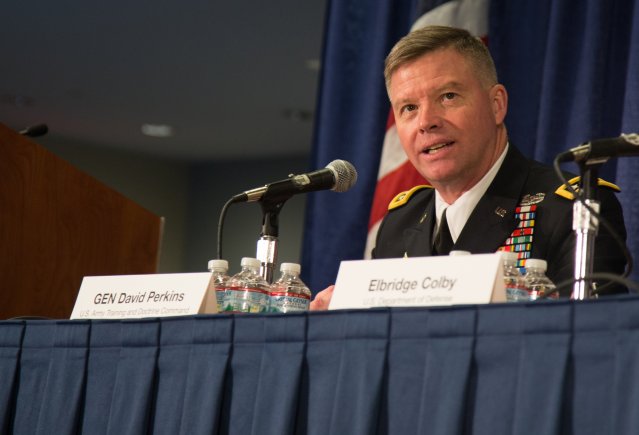 CSMMEDCOM's tweet photo. .@TRADOC chief: Military must focus on 'domain usership, not ownership' https://t.co/QbhSsSSUlu #MultiDomainBattlefield https://t.co/rQ6w3NEbD2