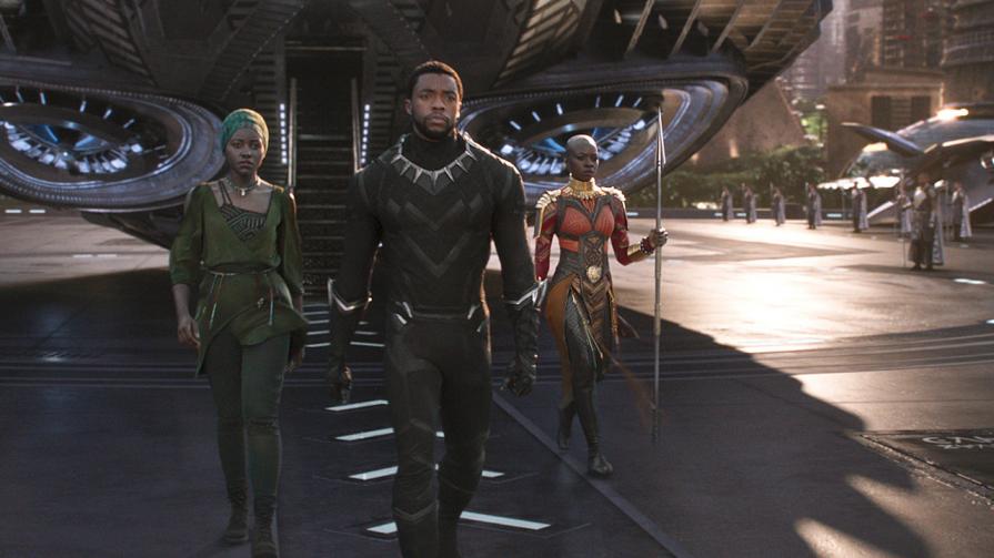 These stars bring the muscle. Chadwick Boseman &amp; Michael B. Jordan look absolutely ripped in #BlackPanther trailer: ow.ly/lqDk30fUEwU