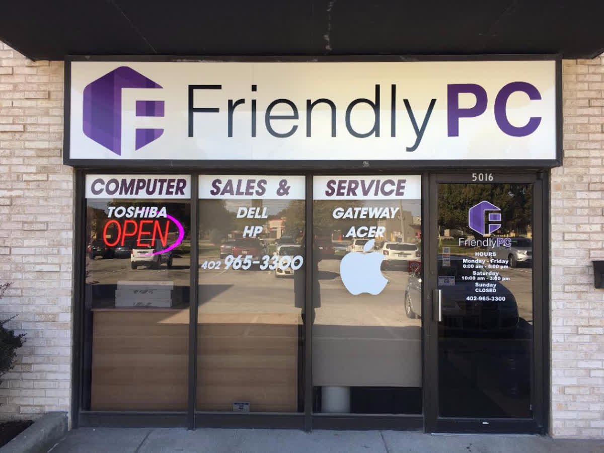 FriendlyITOmaha's tweet image. Do you like the new sign? #samelocation #friendlytechs