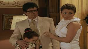 MondraArango's tweet photo. Hola Elisa Hola Doña Estefanía Hola don Augusto https://t.co/aOuuCU1YxG