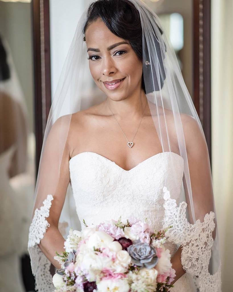 munaluchiBride's tweet photo. How beautiful is our bride Melanie 😍  We are in LOVE. Have you seen Melanie and Ameche's feature in our 2017 Fall … https://t.co/W7CGxF2sRW https://t.co/WtIVVREoUm