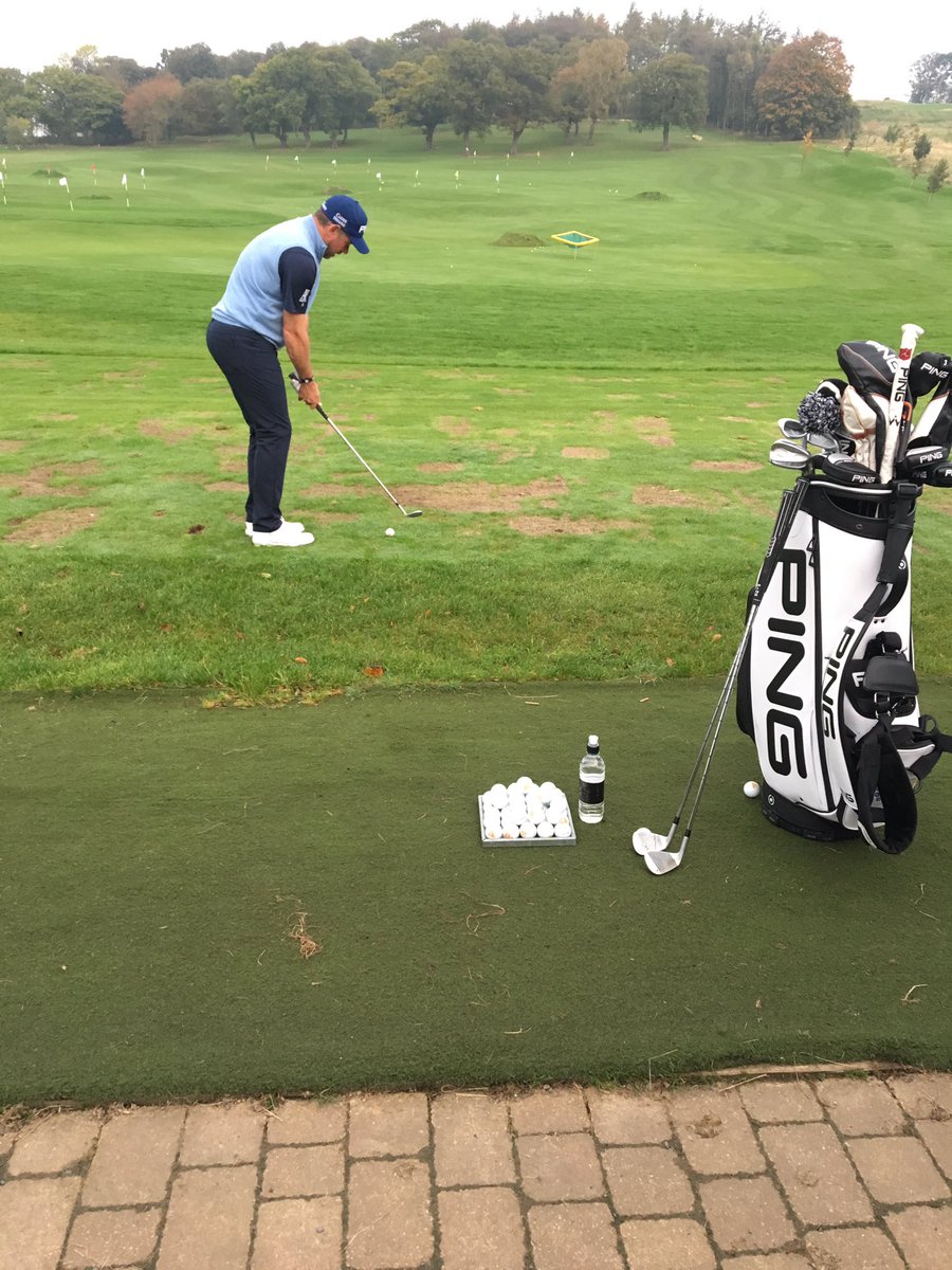 Gingell13's tweet photo. Cracking day @CloseHouseGolf for the lee Westwood invitational big thanks to @yourgolftravel and @leewestwood for the short game clinic 👍🏻 https://t.co/Q4mZNAf8u7