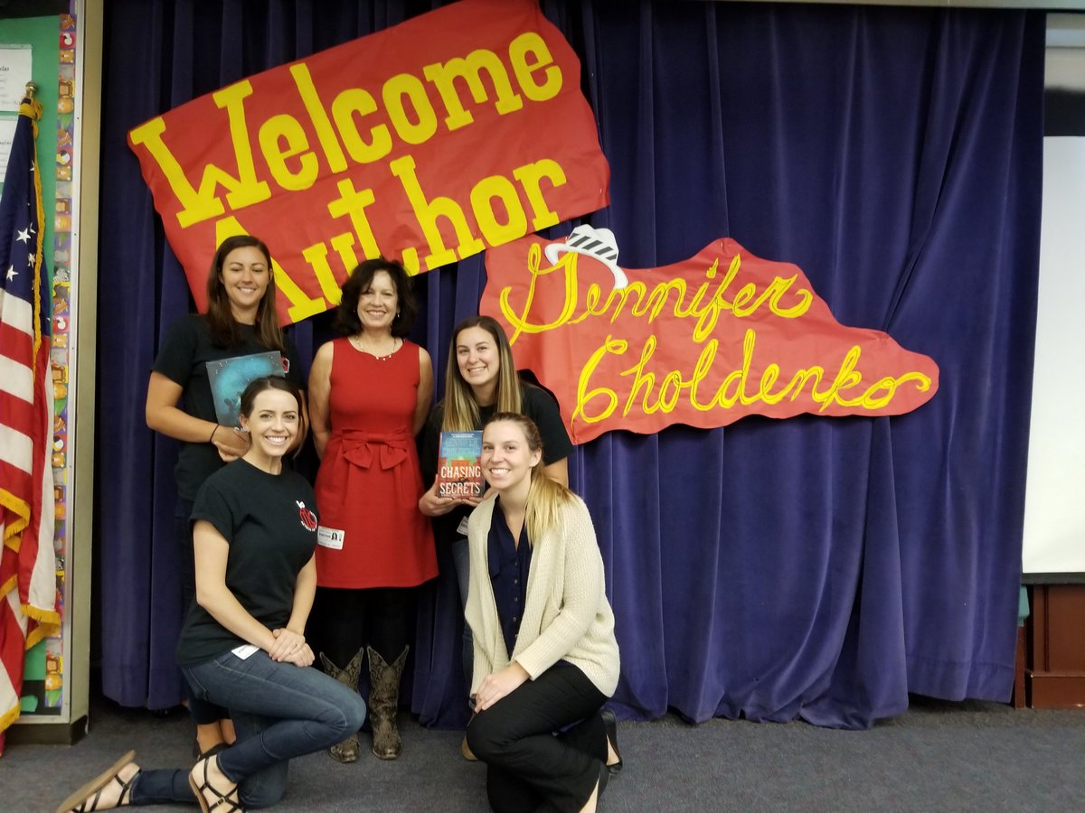 virginialoh's tweet photo. @SDSUAztecs4Ed happily hosts @choldenko at Logan K-8 https://t.co/UYfjYA6oks