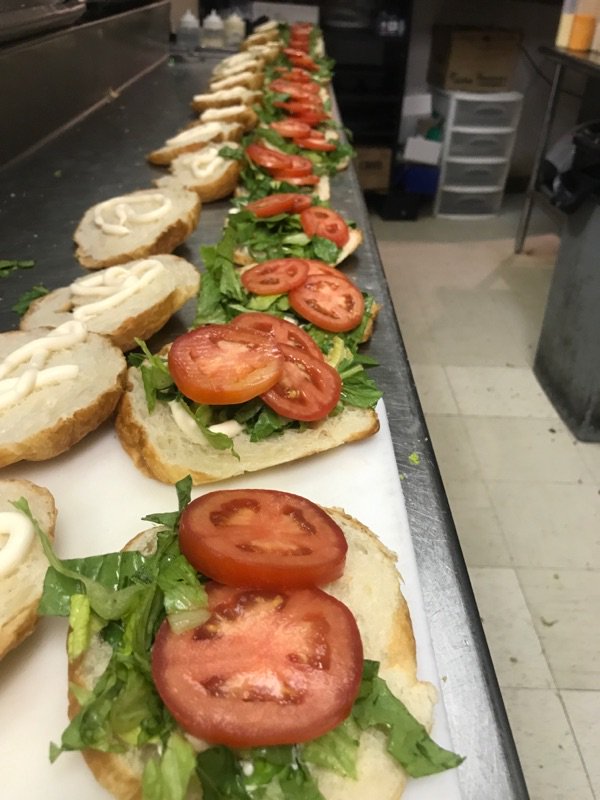 Busy day with #boxedlunches #lunchmeeting #catering #madefreshdaily 
☎️ 314.721.0393 to place your order