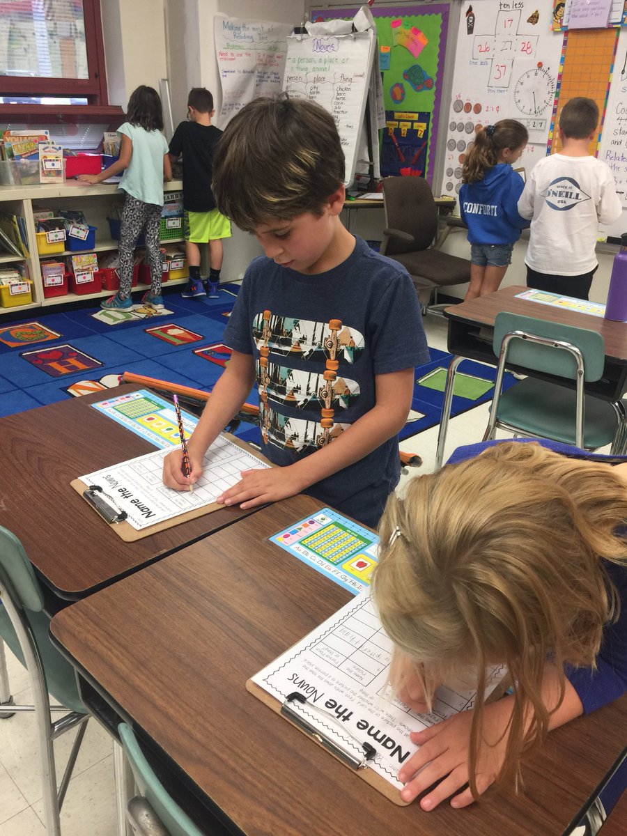 2ndgradefun1's tweet photo. We are going on a noun hunt!! https://t.co/J2HmxrdDmW