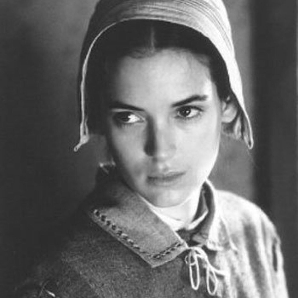 J_Puritan's tweet photo. Here is the real witch! She seeks to ruin my name! #Witch https://t.co/BVKhIS7EmB
