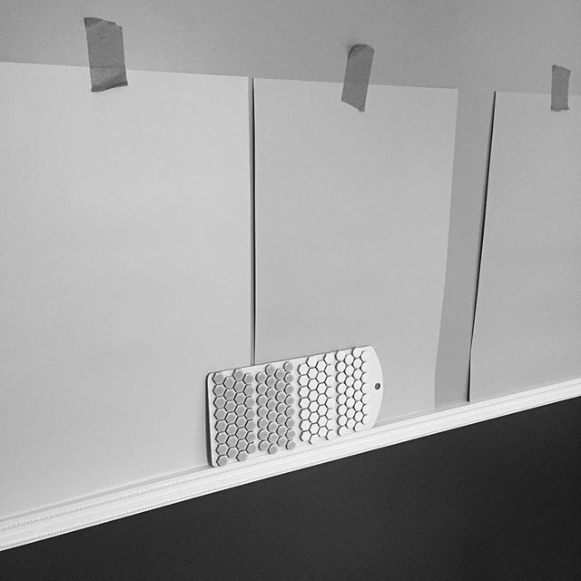 HouseOfDietrich's tweet image. Decisions… 🎨  #PaintSelection #DesignerLife #HouseofDietrich #designerlife  #interiordesign