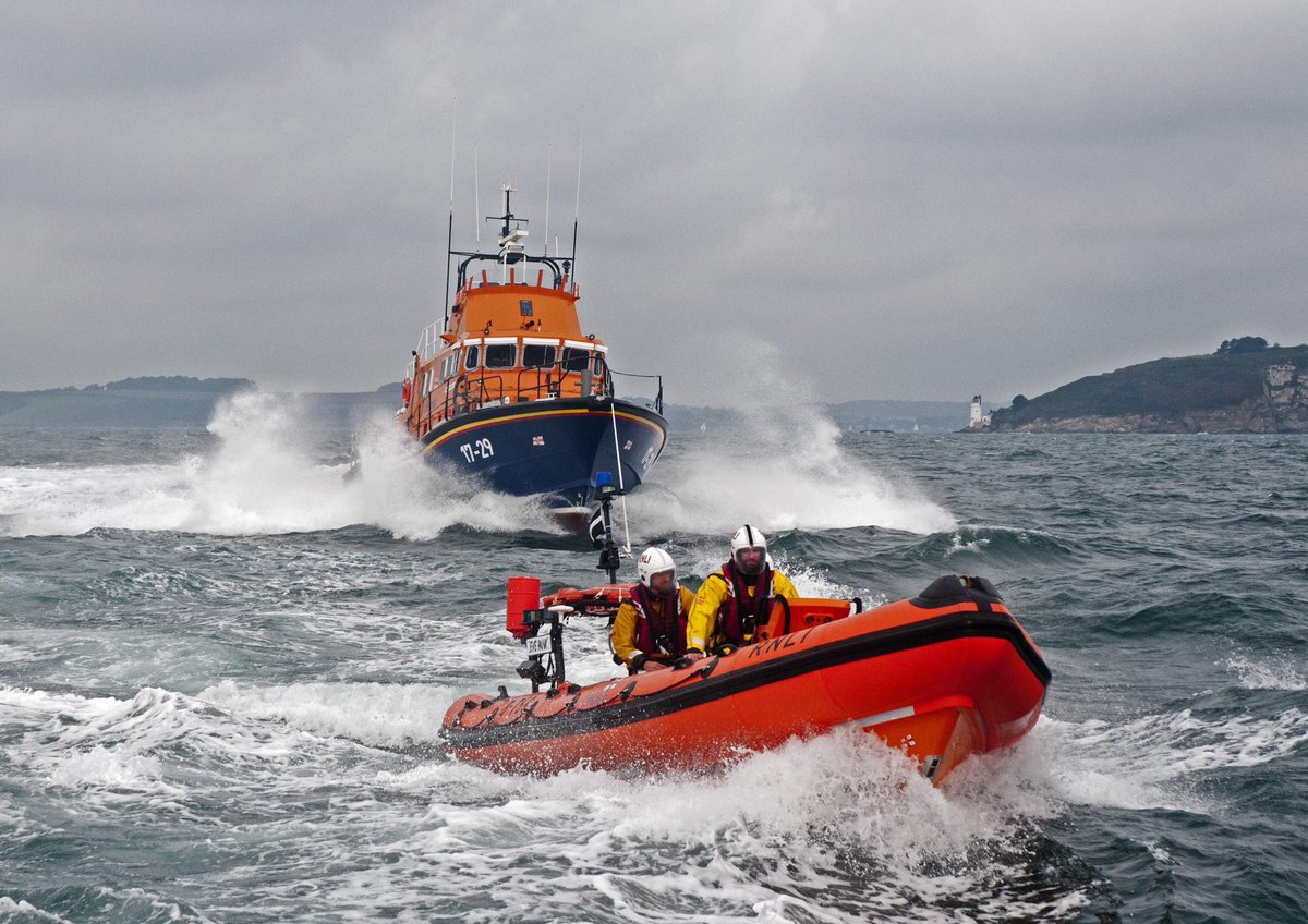 Falmouth Lifeboat tweet media