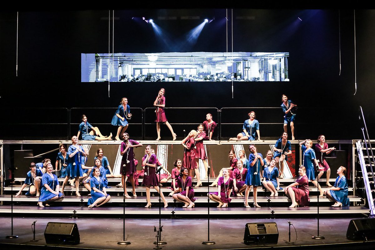 HorizonChoirs's tweet photo. Come see our #showdivas bring you #thoroughlymodernmillie in #StepInTimeBway They have it nailed! 10/19,21,22 πhttps://t.co/fHflf5Ax2h https://t.co/thLQURWB1q