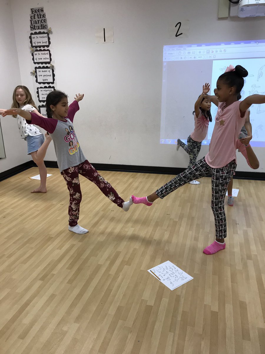 DanceHwes's tweet photo. 4th Grade dancers using "funky shapes" for inspiration when creating movement sequences @HuntersWoodsES https://t.co/8ZfrNpbRl8