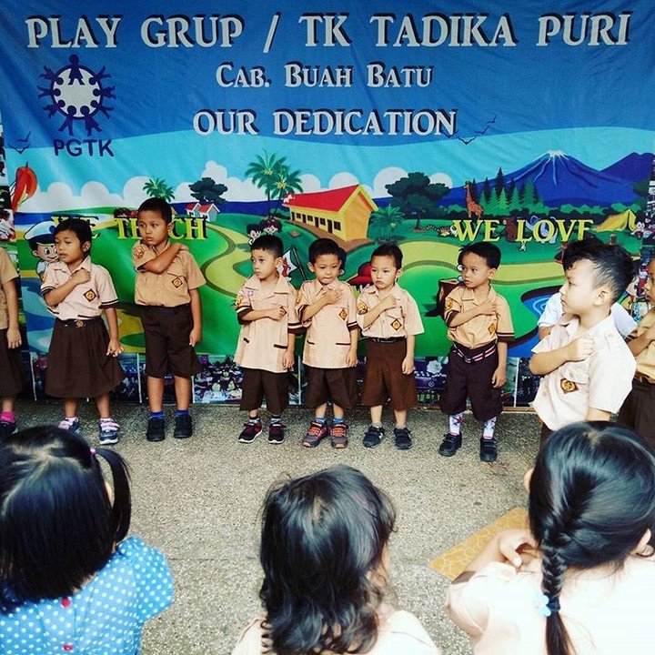PramukaBoyman's tweet photo. Upacara pramuka.. via @alvaro_gavriel013

#Pramuka #PramukaIndonesia #Boyscout #PramukaUpdate #PramukaKreatif #Pra… https://t.co/K78ClEB0KZ https://t.co/ekoKEIrRUw