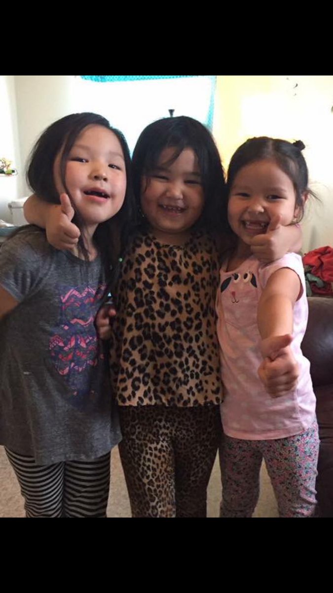 smith_sam97's tweet photo. I hope my niece doesnโt get too native because she didnโt like pop her whole life u til having Pepsi. #themiddleone https://t.co/VVMDkhlYCH