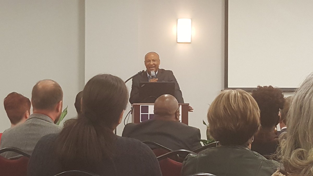 LouisvilleCHS's tweet photo. Great wisdom and historic perspective on the history of west Louisville from CHS alum ('69), Dr. Dan Hall. #jacketpride #signaturepartner https://t.co/lBl1XDCP12