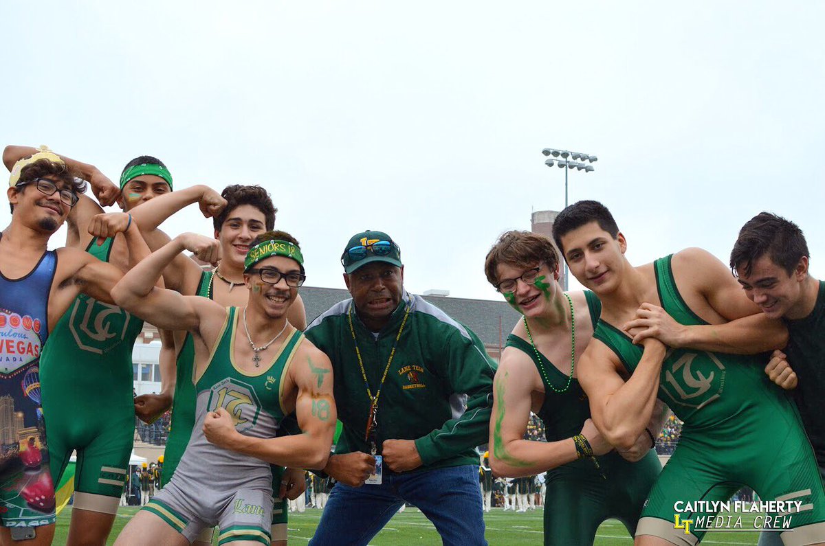 LTMediaCrew's tweet photo. Pep Rally! 💚💛 #LaneTechMediaCrew #LaneTech https://t.co/dO1Bndope6