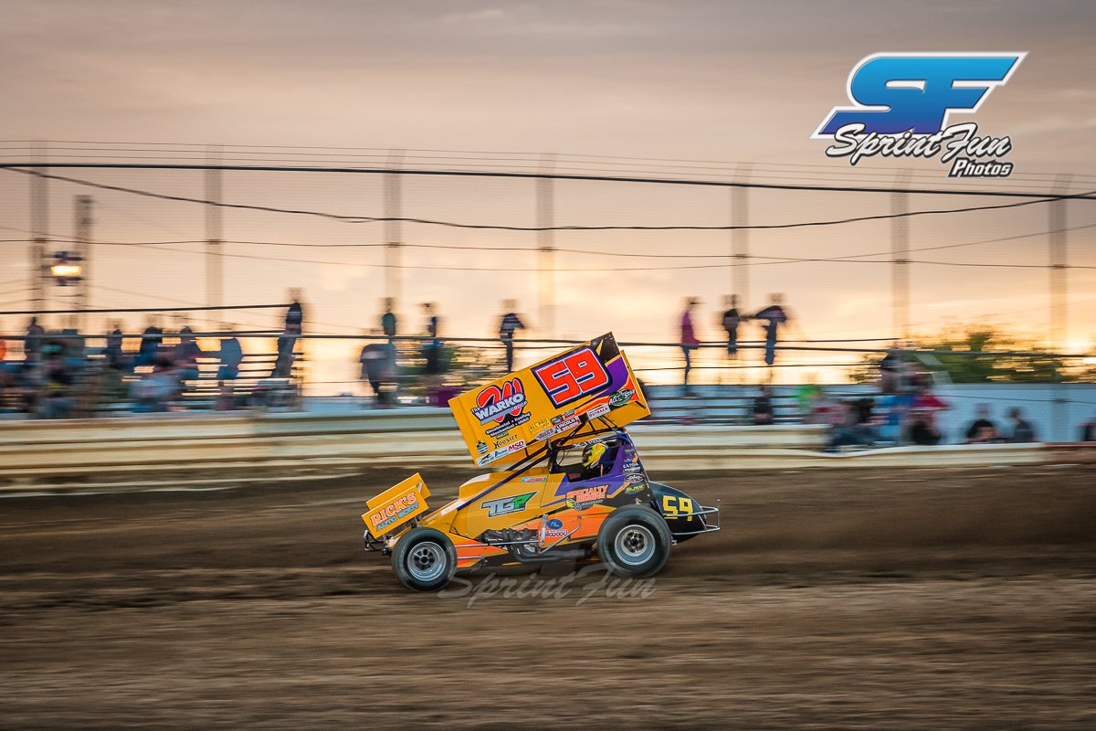 SprintFun's tweet photo. Since @RyanSmithRacing debuted the duct tape tail tank his finishes have been 9, 1, 1, 7. #FearTheTank https://t.co/4gLeti8en6
