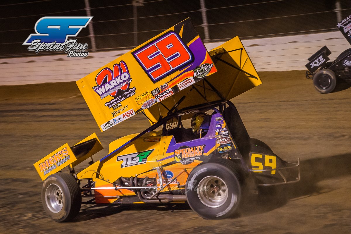 SprintFun's tweet photo. Since @RyanSmithRacing debuted the duct tape tail tank his finishes have been 9, 1, 1, 7. #FearTheTank https://t.co/4gLeti8en6