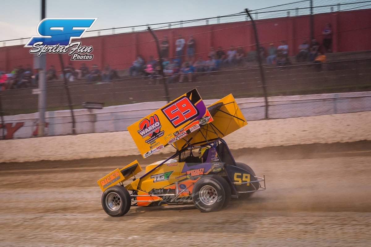 SprintFun's tweet photo. Since @RyanSmithRacing debuted the duct tape tail tank his finishes have been 9, 1, 1, 7. #FearTheTank https://t.co/4gLeti8en6