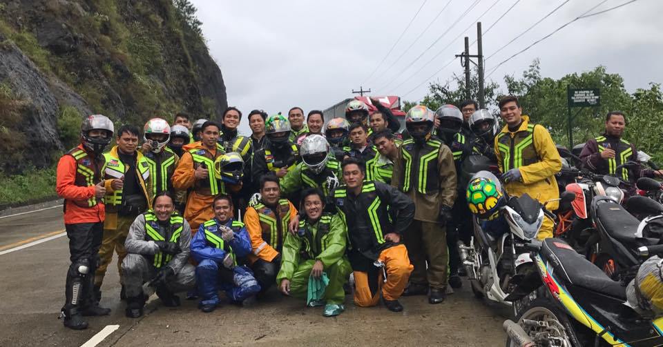 TheClubR150's tweet photo. #BaguioRide2017 #LegitClubR150Hardcore #RainOrRainRide #Motokoloso #TwoWheelsShopBaguio… https://t.co/5fqRLAzGoT https://t.co/hji0qRbUEw