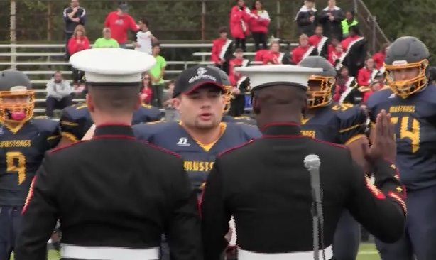 GreggLerner's tweet image. Shore Rewind: Helff responsible for Moving Moment of the Week - @News12Varsity news12varsity.com/new-jersey/sho… @mhsmustangsfb @MHSscoreupdates