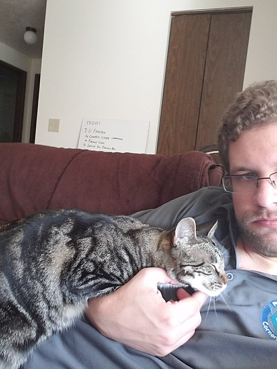 FourMileIsland's tweet photo. Control board hasn't arrived yet today. That isn't a good sign. Stay tuned. #twitch 1RT/1Like = 1ChinScritch https://t.co/RcDJElFh6v