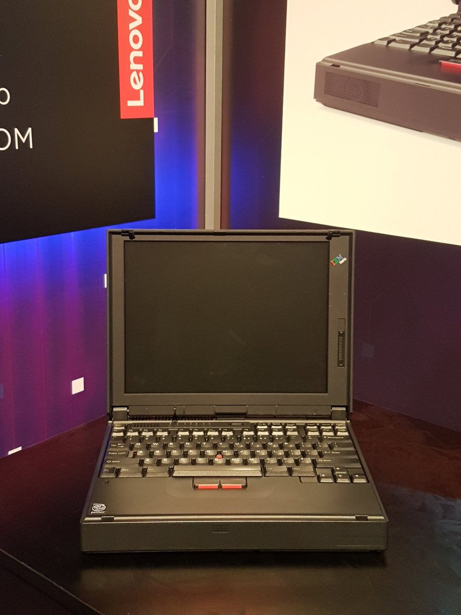 Leneleen's tweet photo. Vintage ThinkPad...
#thinkpad25 https://t.co/1wBXjvTsWm