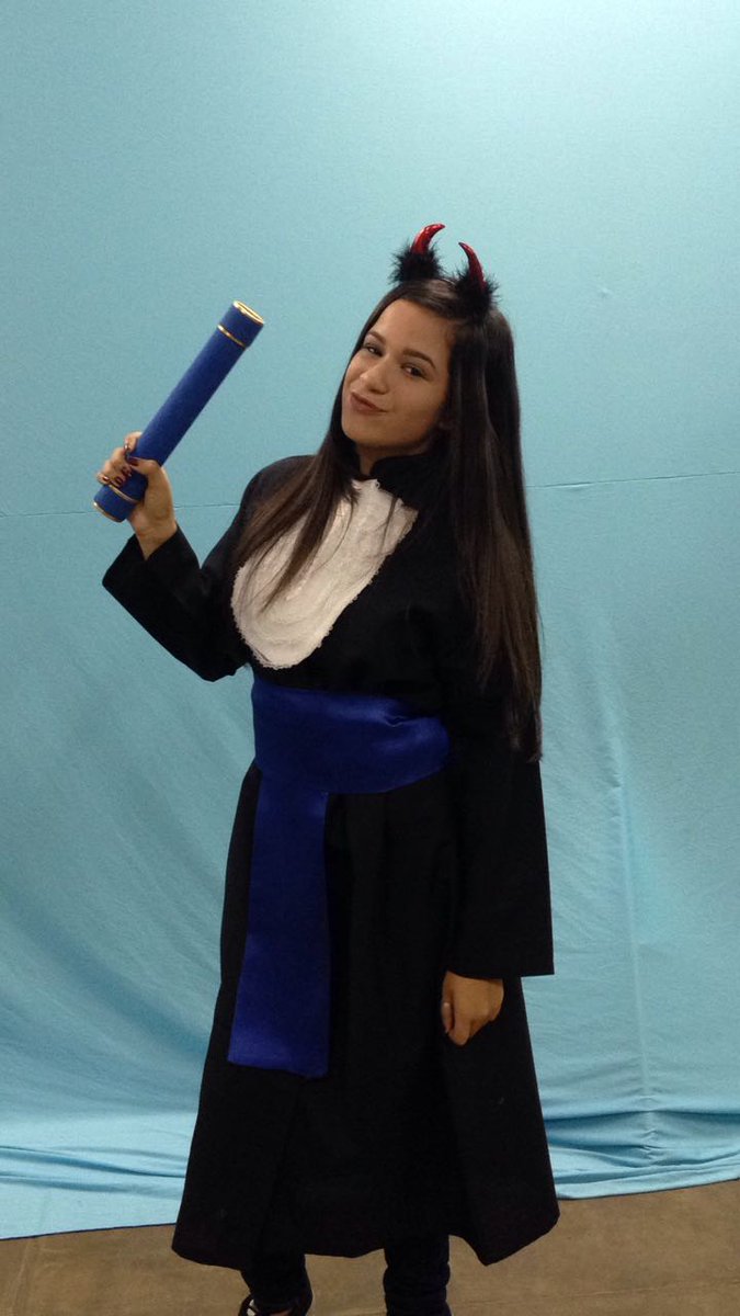 biasanttosk's tweet photo. Quase lá... 🎓✨ #Terceirão #Formando2017 https://t.co/OwNAlyOZUs