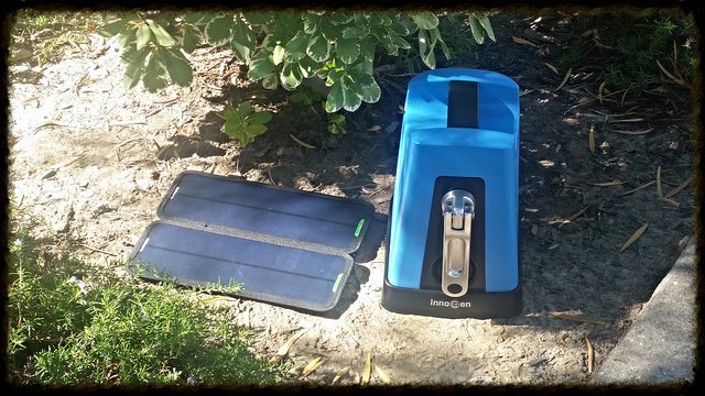 innogen_energy's tweet photo. X200 PowerHub features multiple charging options from wall outlets, car chargers, or personal solar panels or wind turbines &amp; HAND CRANK. https://t.co/yy4TcMWVJE