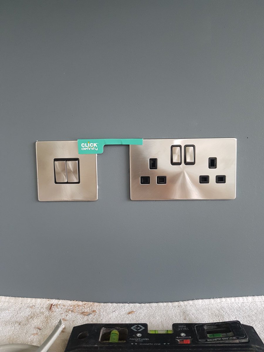 mdserviceshull's tweet photo. How nice do these look and a pleasure to install 😍 @ClickScolmore @mdserviceshull  #quality #kitchen https://t.co/1p7YwOt2tR