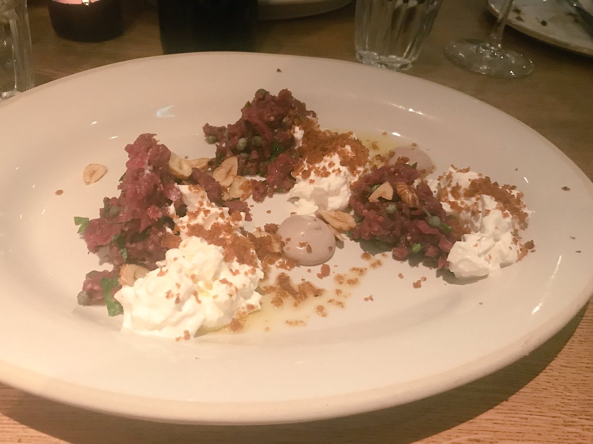 gbchefs's tweet photo. Venison battuta, anchovies stracciatella and cobnuts 👌#wildtable2017 @radici_n1 @ACF_UK https://t.co/sjY9KDX2PC