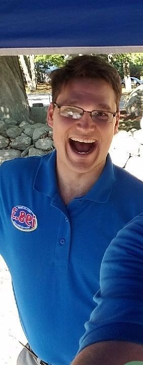 i983's tweet image. If this gets 1,000 retweets, @RowbothamArthur will get is chest waxed LIVE on the air!  #Retweet this right now!