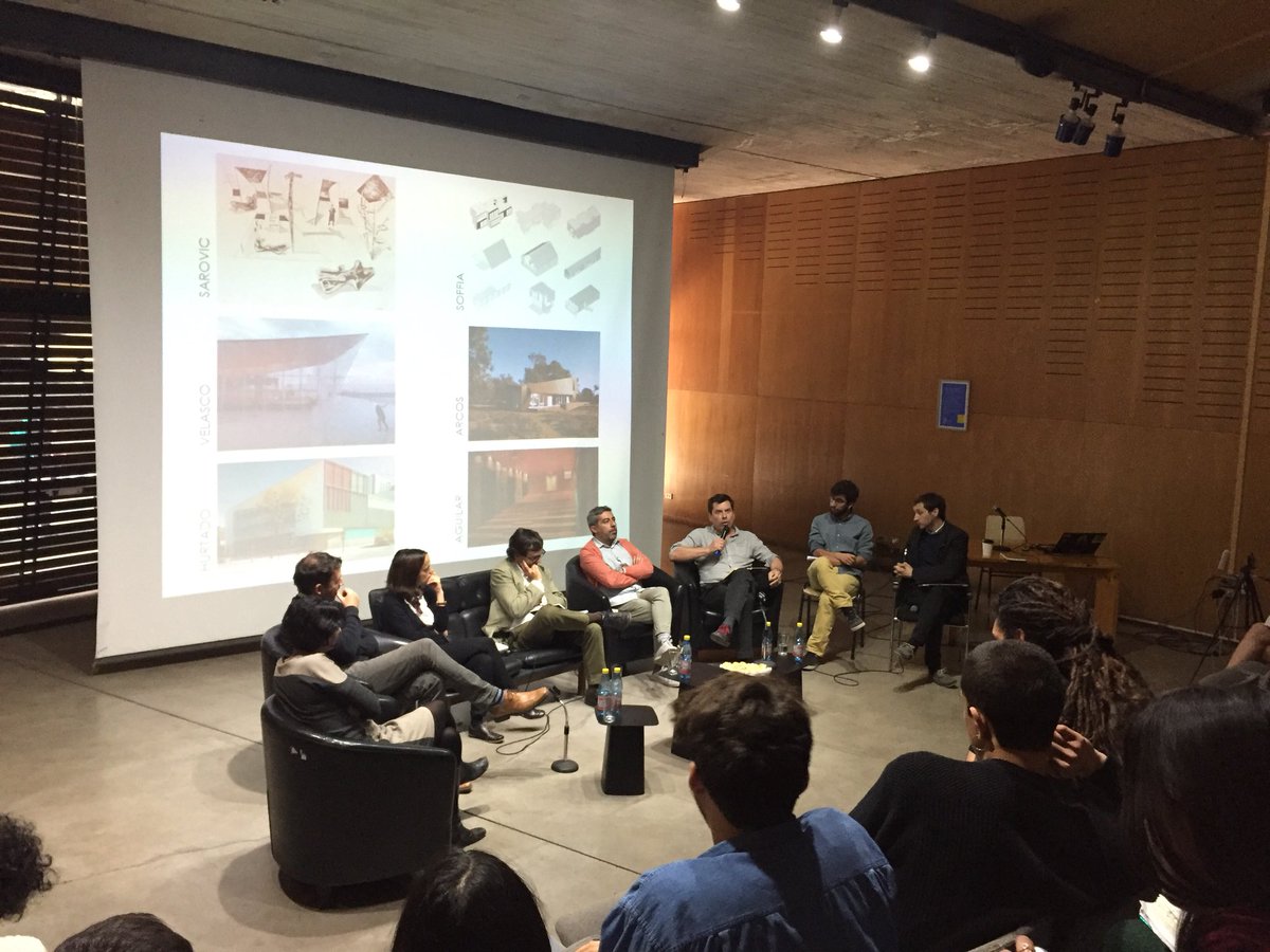 CEARQ's tweet photo. Ahora, charla Nodo Cearq, charla:”Cómo proyectamos?”. Exponen Sarovic, Velasco, Hurtado, Soffia, Arcos, Aguilar. En @FADEU_UC https://t.co/MeFM4c2S0h