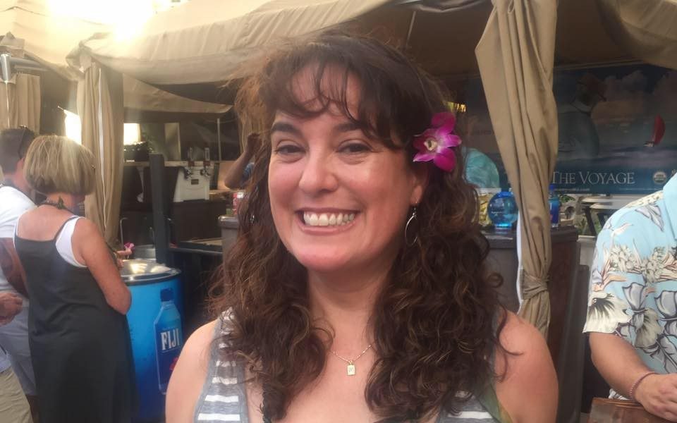 robinsnewswire's tweet photo. Woman survives Las Vegas shooting then sees home burn down in California wildfires a week later https://t.co/1ZEguqD5QQ #Heatwave #Wildfir… https://t.co/b6e7L57EAJ