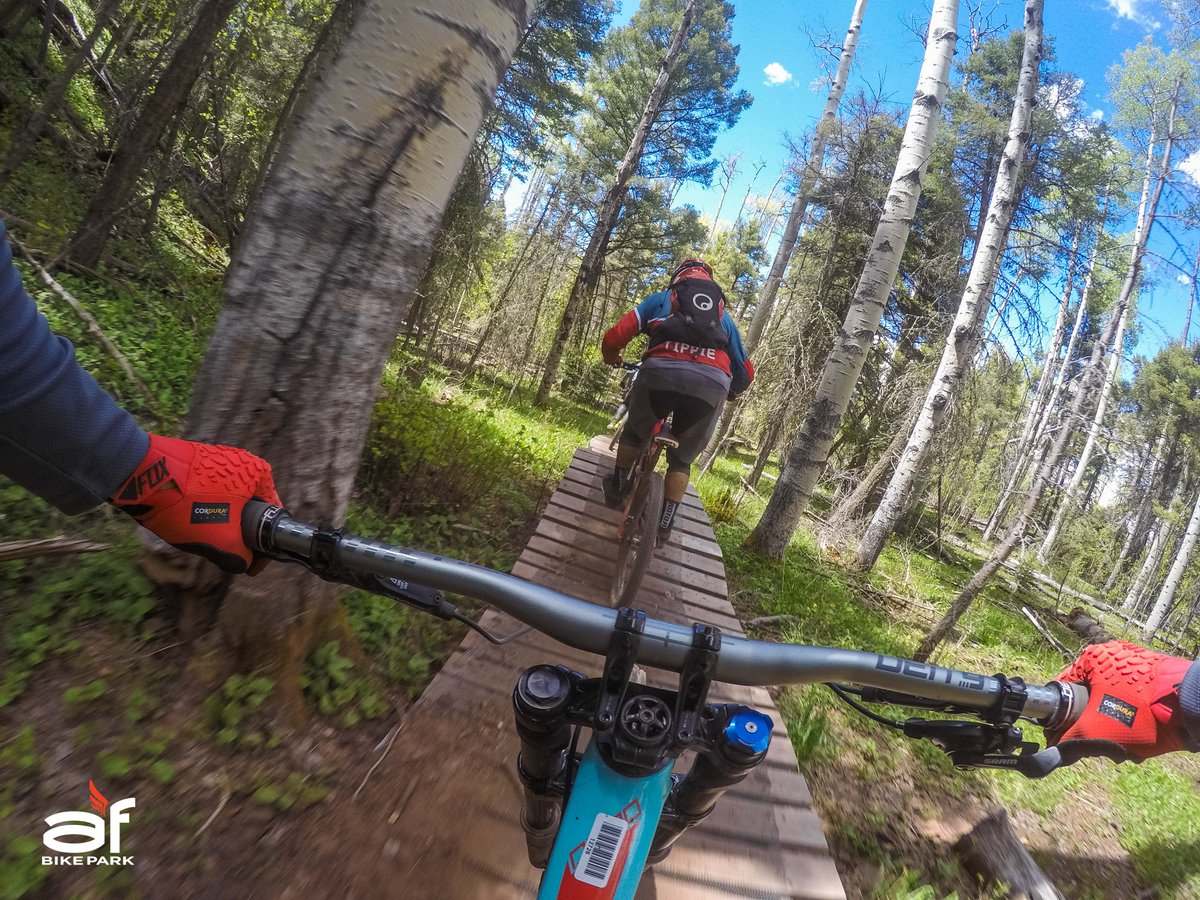 AngelFireResort's tweet photo. Last chance to ride the @AFbikepark is this Sunday October 22nd! https://t.co/kEPJZXdRku