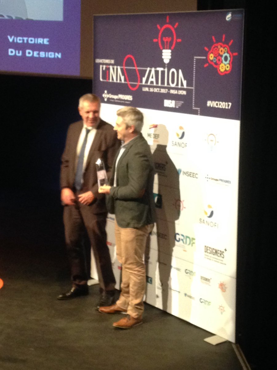 Félicitations <a href="/avantgout/">Avant-Goût Studios</a> qui reçoit le prix de l'innovation #design pour <a href="/the_covar/">The Covar</a> #vici2017 <a href="/vic_innovation/">Victoires de l'Innovation</a> <a href="/designersplus/">Designers+</a>