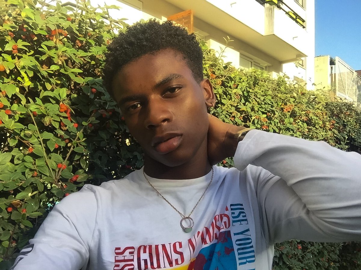 IdrissMarcus's tweet photo. 24 °C de douceur 🌬 https://t.co/qCdjNfC5gr