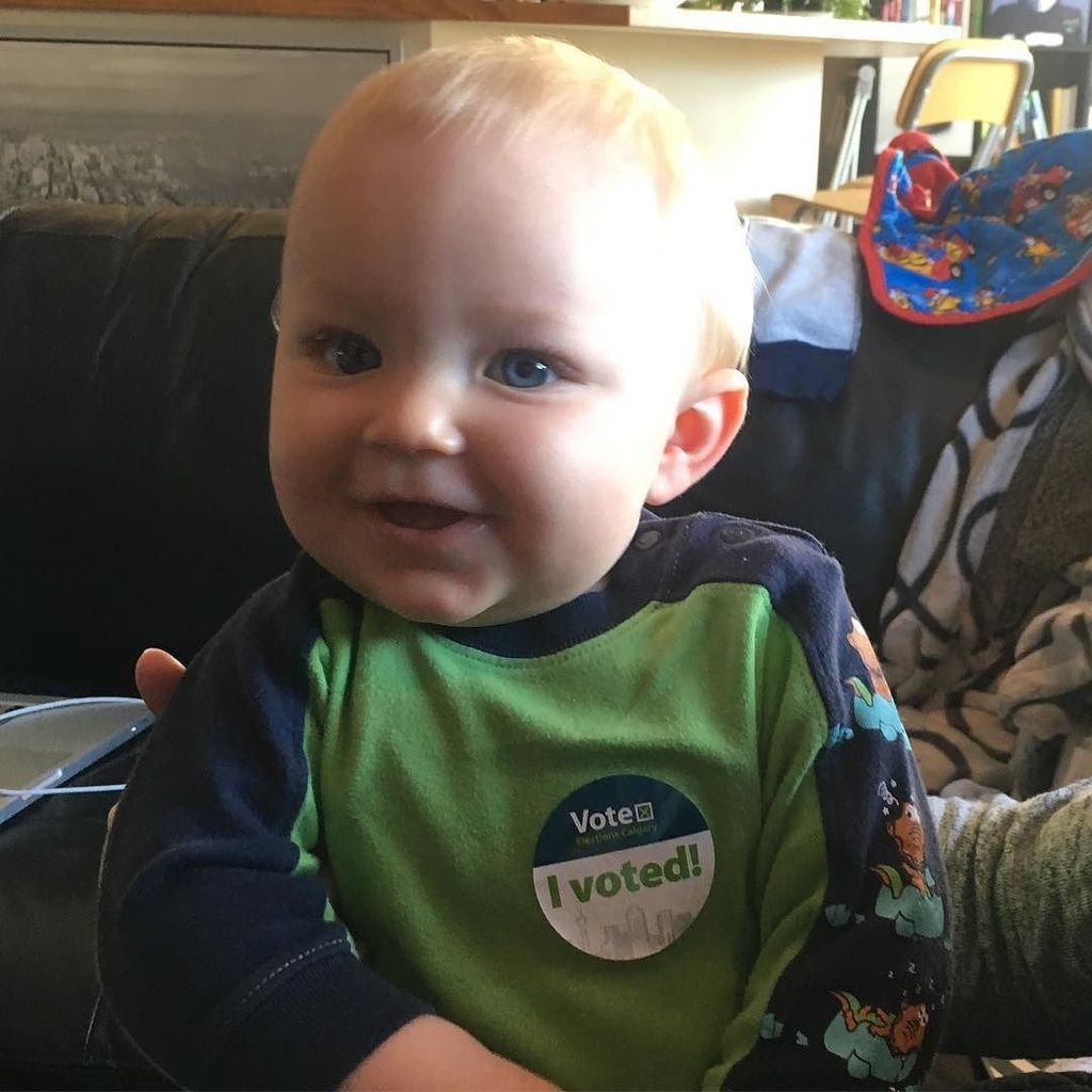 neil_dorin's tweet photo. We start teaching democracy young in our family 😊👶🏼😉. #yyc #yycelection2017 #imwithnenshi #soisdeclan https://t.co/GMU8unNNYA
