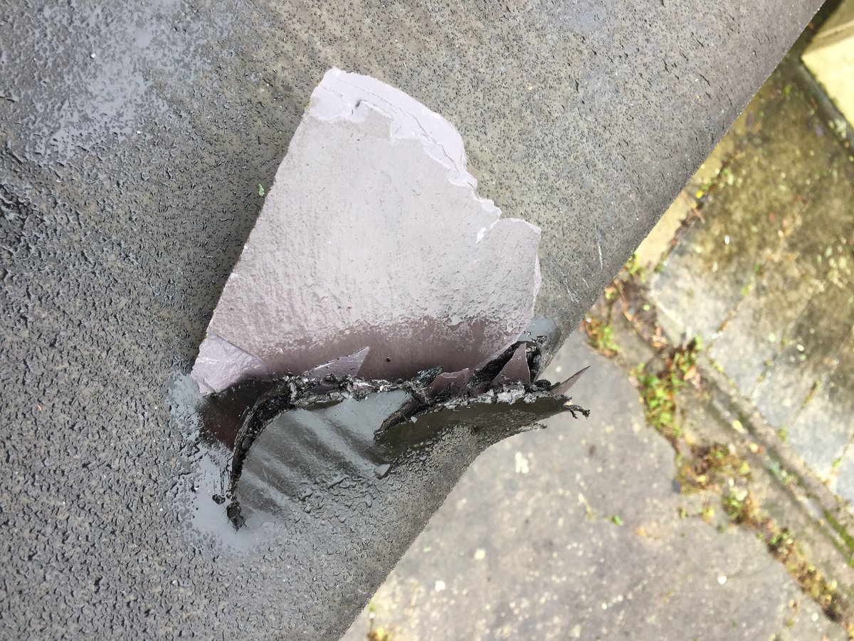 CorkHarbourWX's tweet photo. @MetEireann ...and the Roches Point gust (with a bunch of it’s almost as strong pals) hit Cobh and my house with 156kph debris. An “interesting” day... https://t.co/LSon4q8FfQ