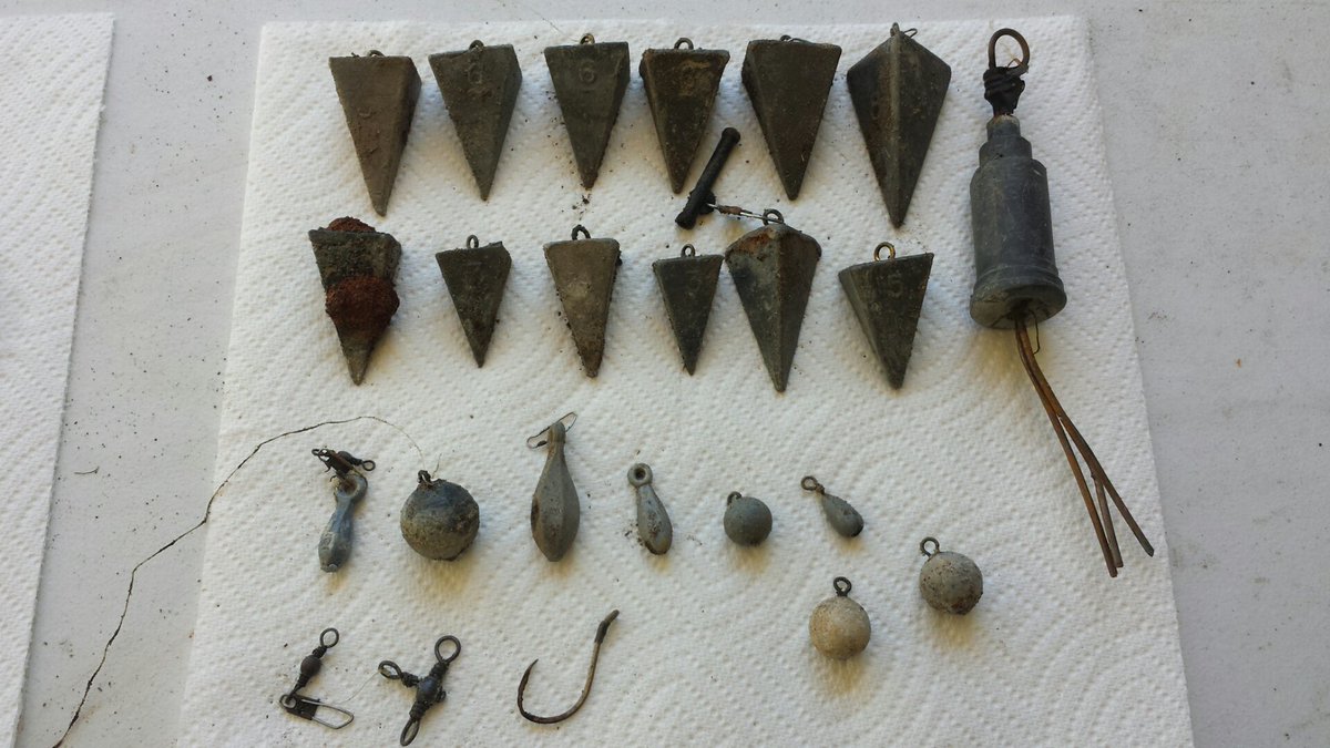 chadwicksirnio's tweet photo. 3 hours at the beach! #metaldetecting #Coinsforamateurs #foreigncoin #lead #cladcoinage https://t.co/nBwvApOMtX